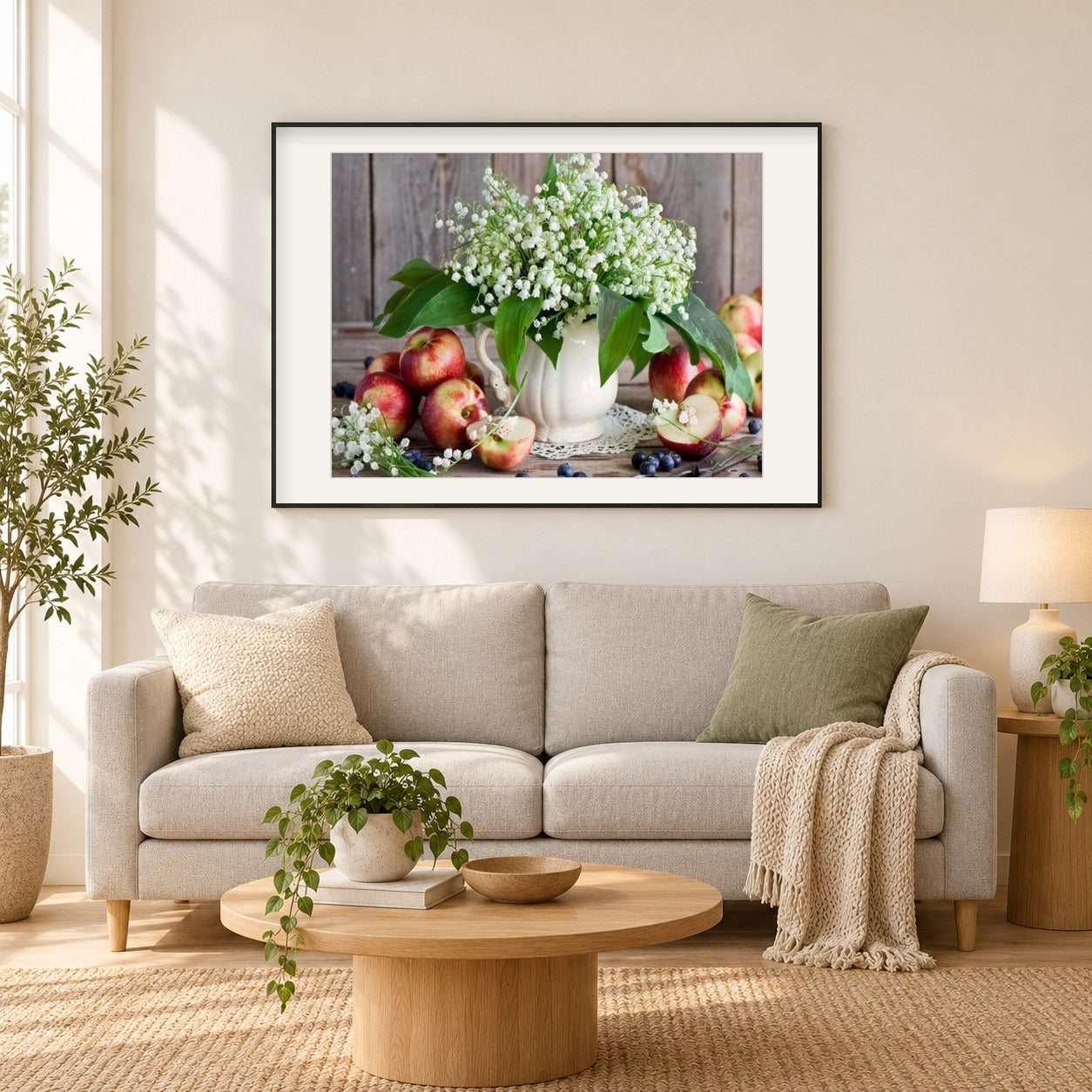 Blaubeeren, Äpfel & Blumenvase als gerahmtes Diamond Painting im Wohnzimmer