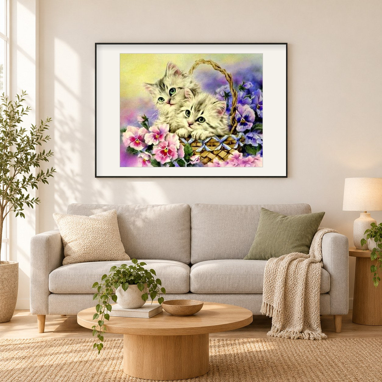 Blumen & Kätzchen im Korb als gerahmtes Diamond Painting im Wohnzimmer
