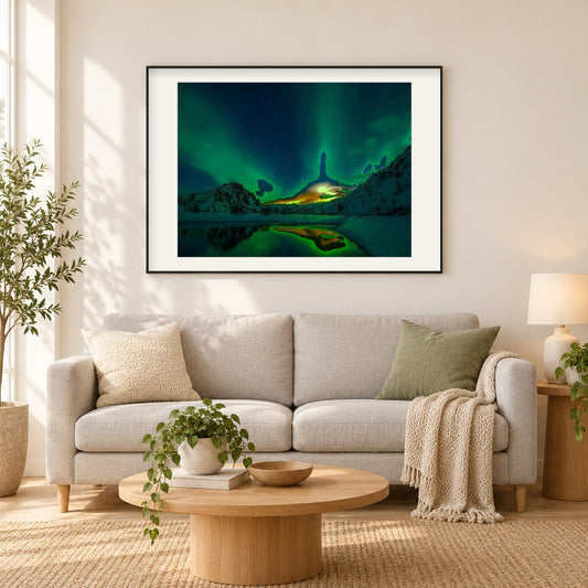 Island Aurora Borealis als gerahmtes Diamond Painting im Wohnzimmer