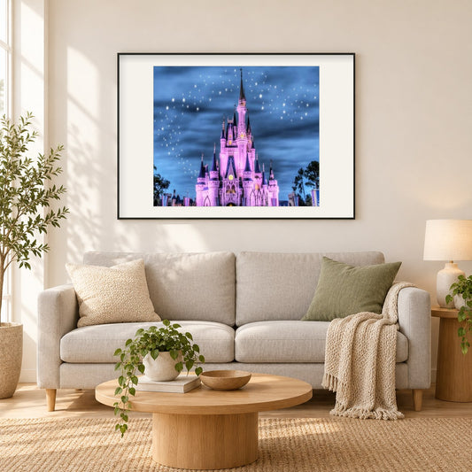 Prinzessin Schloss als gerahmtes Diamond Painting im Wohnzimmer