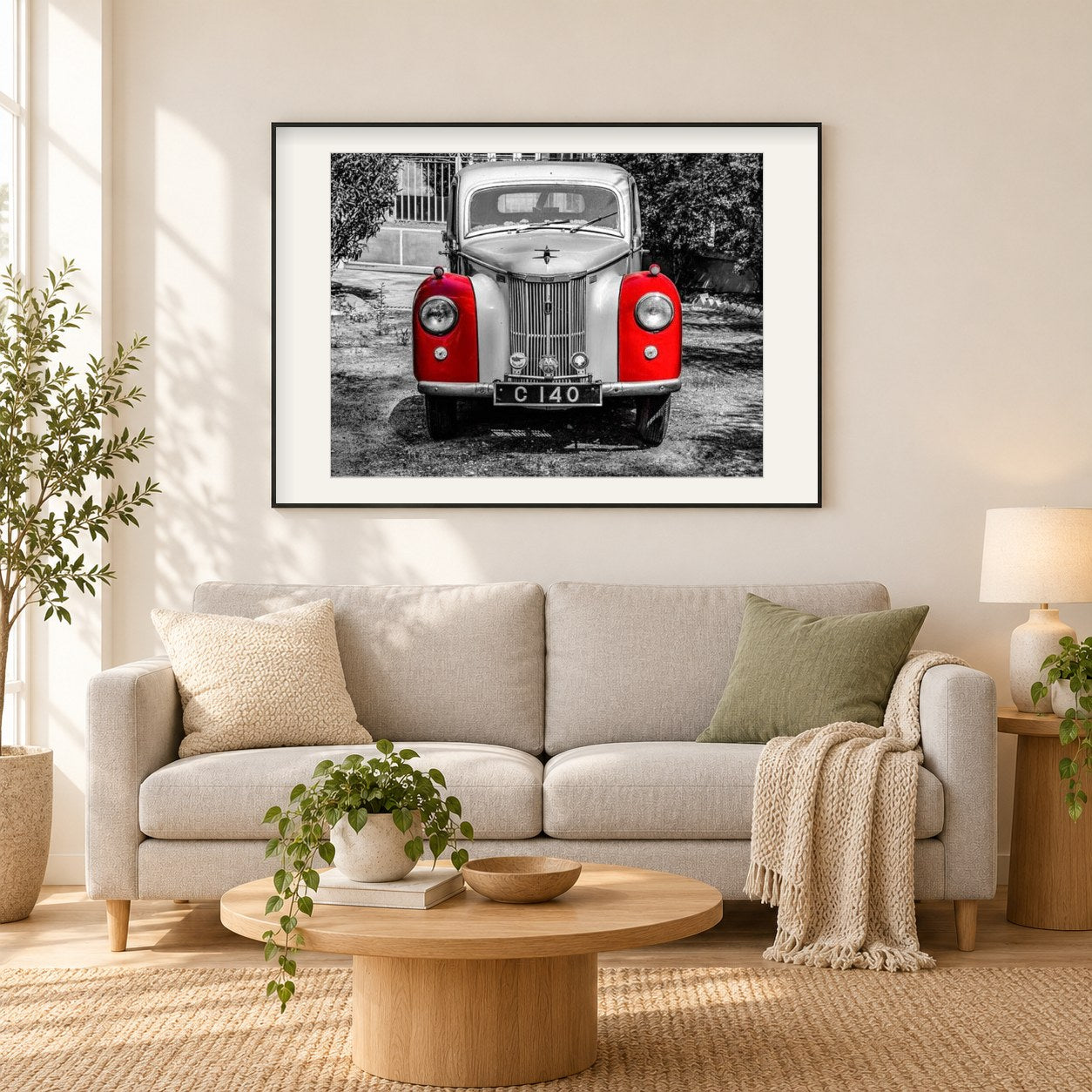 Rot & Silber Oldtimer als gerahmtes Diamond Painting im Wohnzimmer