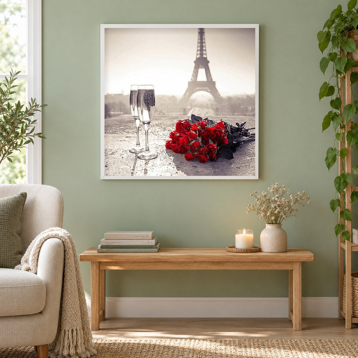 Rosen und Eiffelturm Blick als gerahmtes Diamond Painting im Wohnzimmer