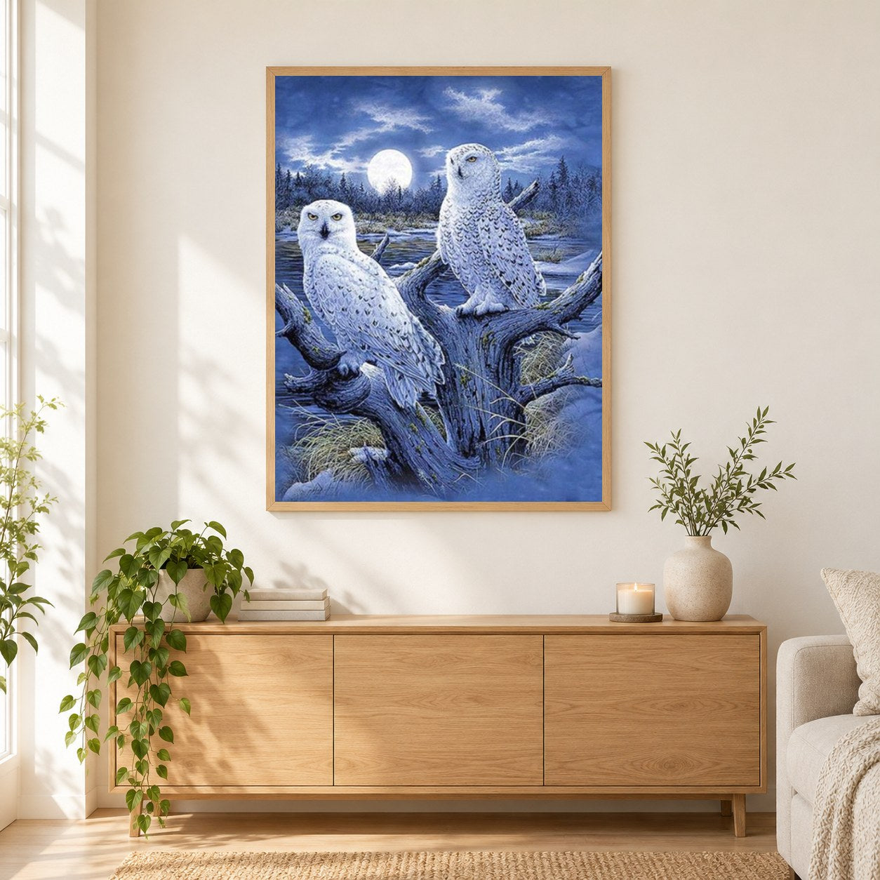 Schneeeulenpaar als gerahmtes Diamond Painting im Wohnzimmer