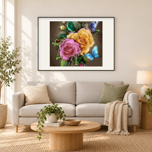 Schöne rosa & gelbe Rose als gerahmtes Diamond Painting im Wohnzimmer