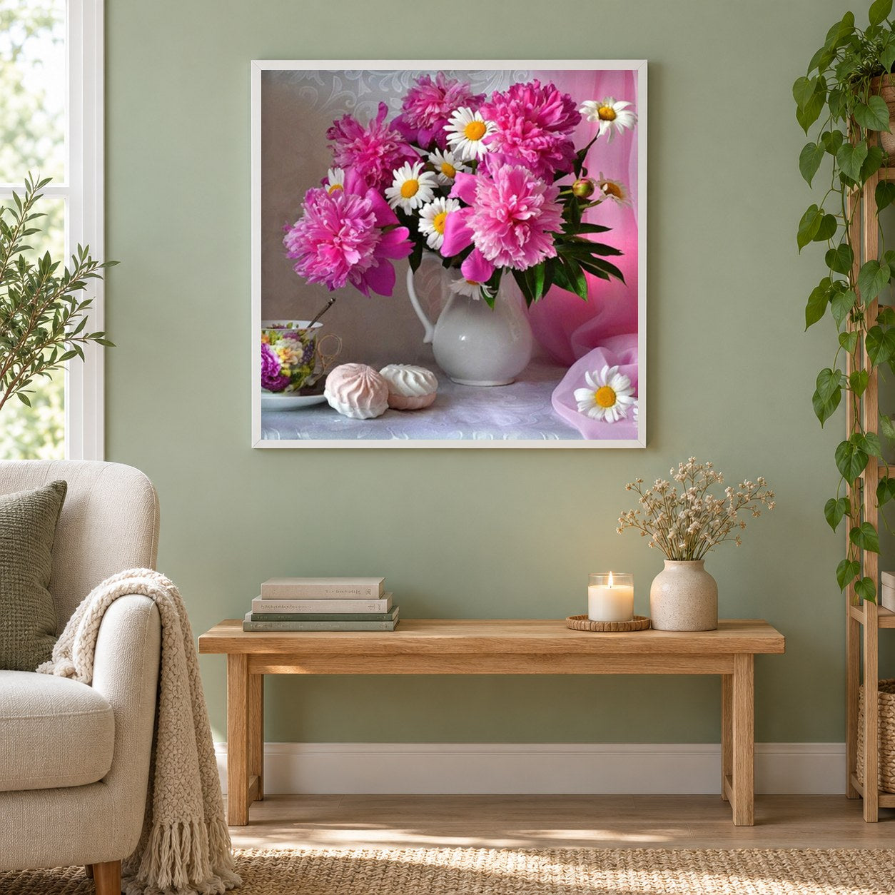 Wunderschöne rosa Pfingstrosen & Gänseblümchen als gerahmtes Diamond Painting im Wohnzimmer