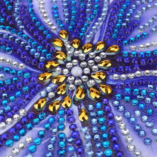 Schmetterling Blaue Blume - Spezial Diamond Painting - Diamond Painting